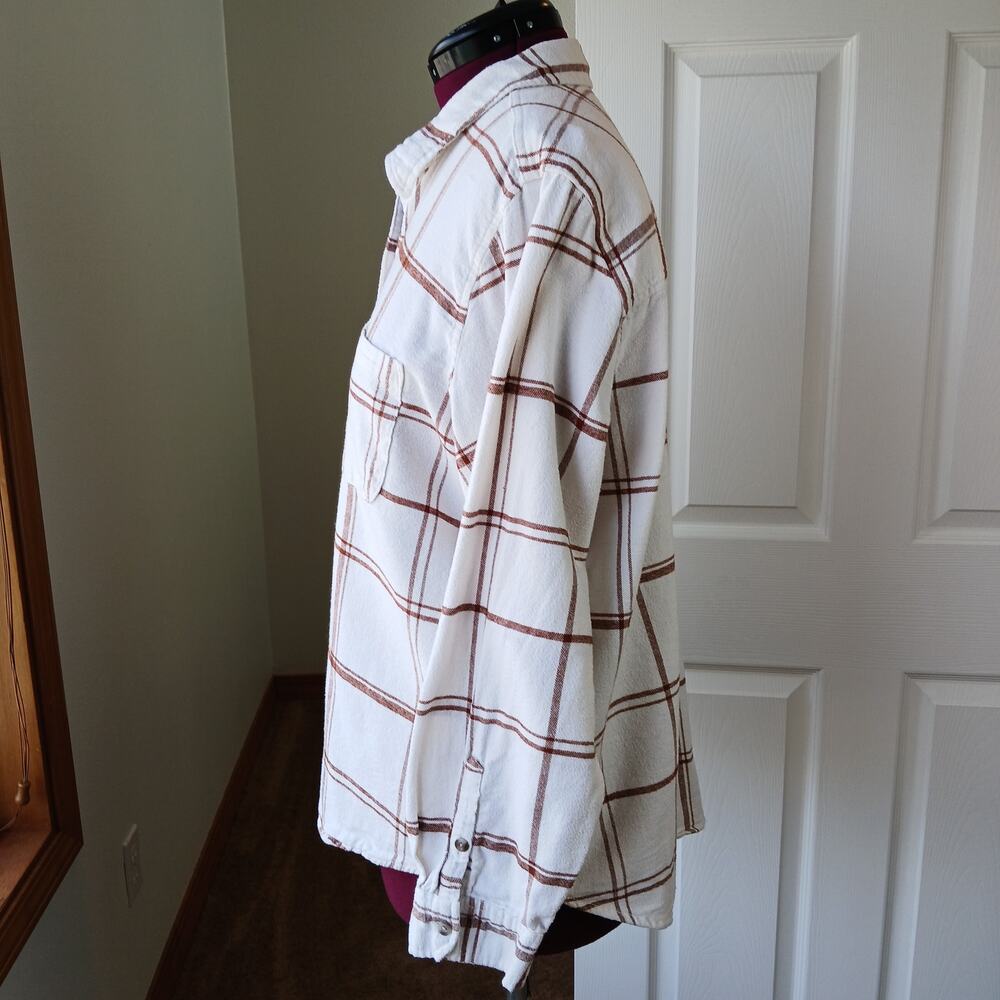 Universal Thread Cream & Brown Plaid Flannel Button-up Shirt XXL relaxed fit - Picture 3 of 14